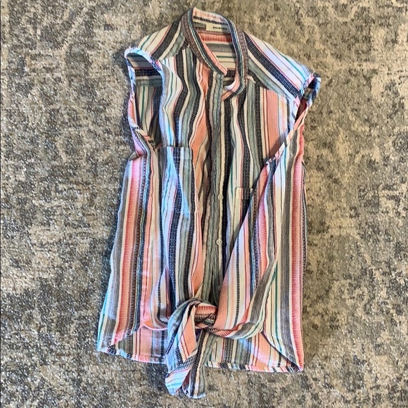 Multi color button down shirt - Picture 2 of 4